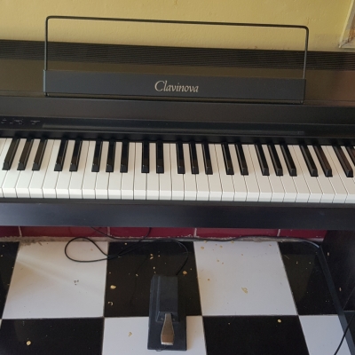 Yamaha clp100 Yamaha clp100