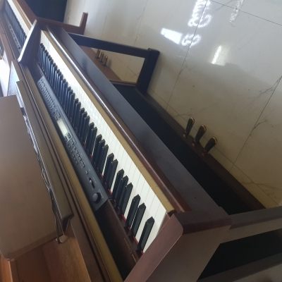 Yamaha clp170 Yamaha clp170