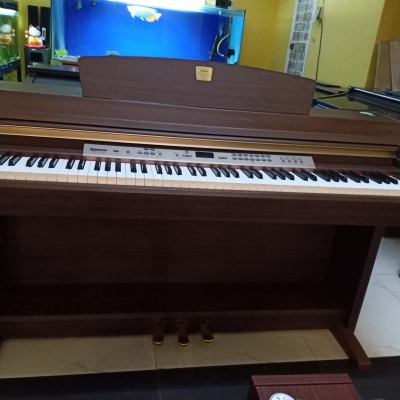 Yamaha CLP230 Yamaha CLP230