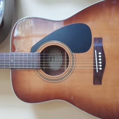 Yamaha f360tbs Yamaha f360tbs