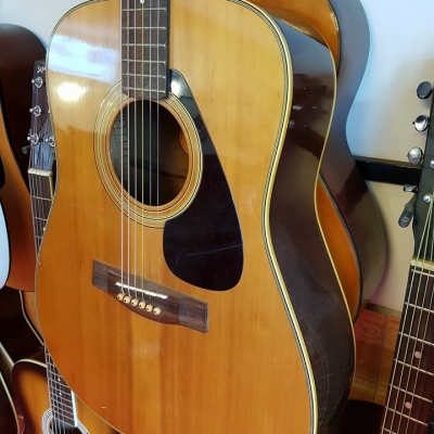 Yamaha FG151 Yamaha FG151